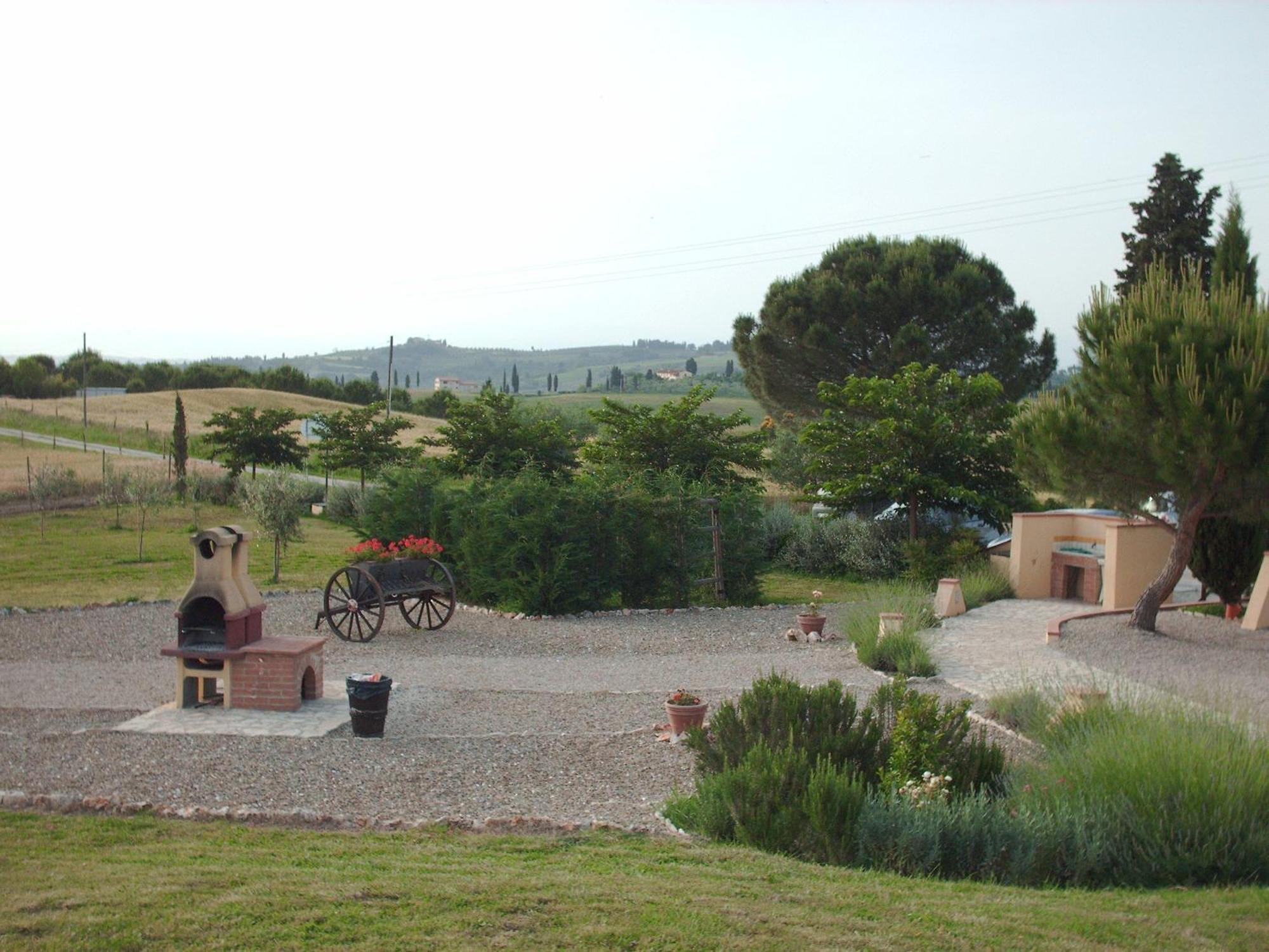 Agriturismo Le Docce Кастельфьорентино Экстерьер фото