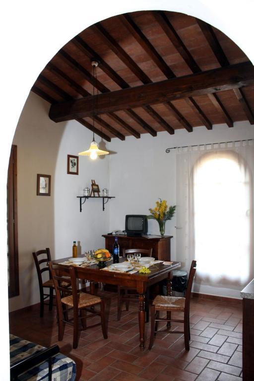 Agriturismo Le Docce Кастельфьорентино Номер фото