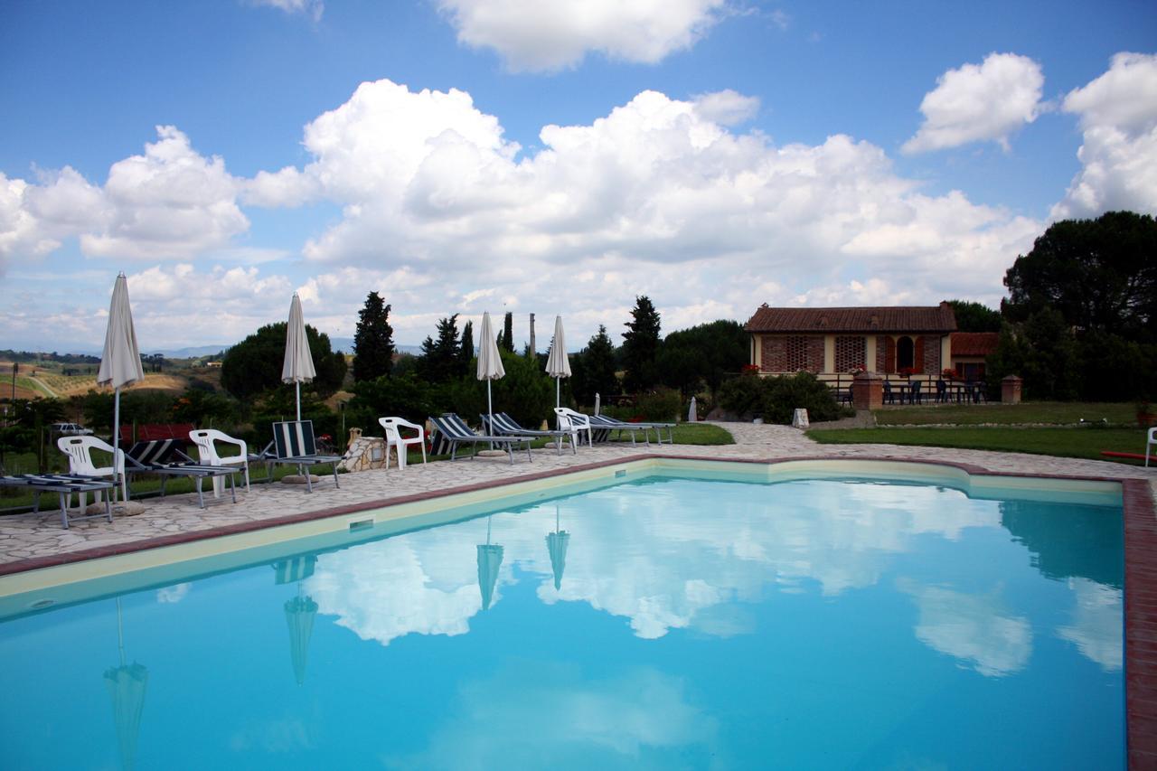 Agriturismo Le Docce Кастельфьорентино Экстерьер фото