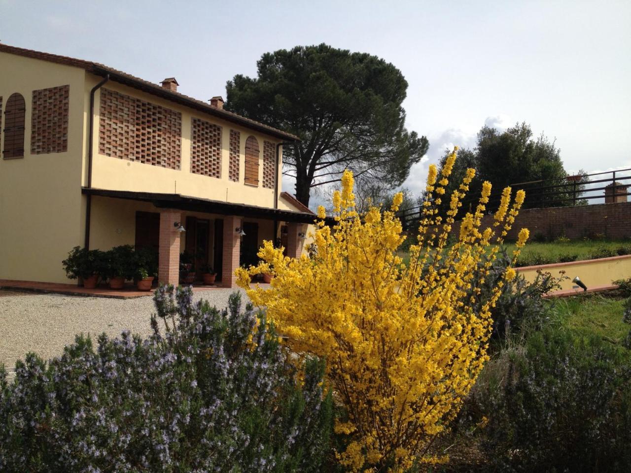 Agriturismo Le Docce Кастельфьорентино Экстерьер фото